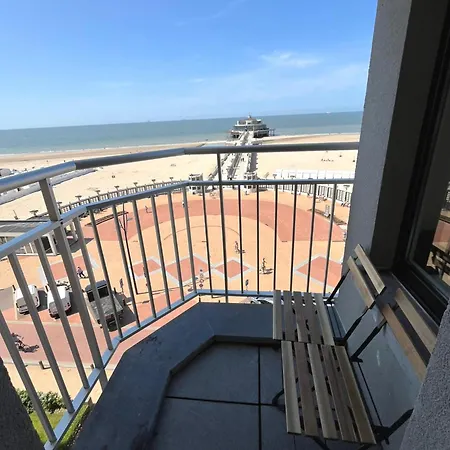 Apartamento Stylish 3-bedroom With Panoramic Views Of The Pier And The Sea T214